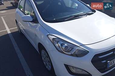 Хэтчбек Hyundai i30 2016 в Киеве