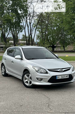 Хэтчбек Hyundai i30 2011 в Краматорске