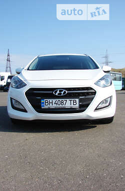 Універсал Hyundai i30 2015 в Одесі