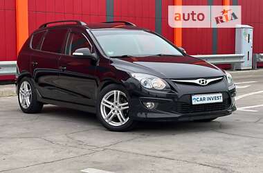 Универсал Hyundai i30 2012 в Киеве