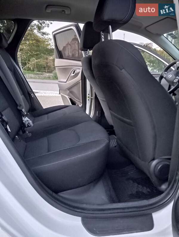 Универсал Hyundai i30 2022 в Львове фото 11 Универсал Hyundai i30 2022 в Львове