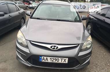 Универсал Hyundai i30 2012 в Киеве