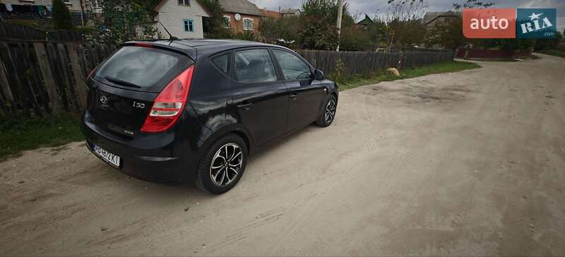 Хэтчбек Hyundai i30 2009 в Хмельнике фото 3 Хэтчбек Hyundai i30 2009 в Хмельнике
