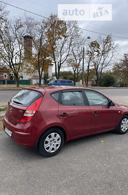 Хэтчбек Hyundai i30 2008 в Сумах