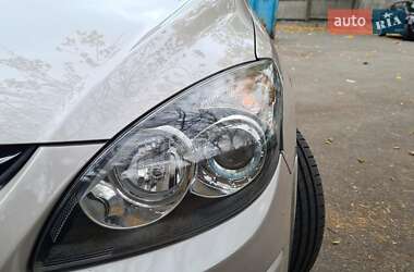 Хэтчбек Hyundai i30 2011 в Киеве