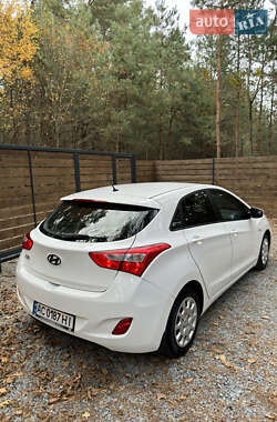 Хэтчбек Hyundai i30 2014 в Луцке