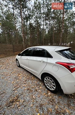 Хэтчбек Hyundai i30 2014 в Луцке