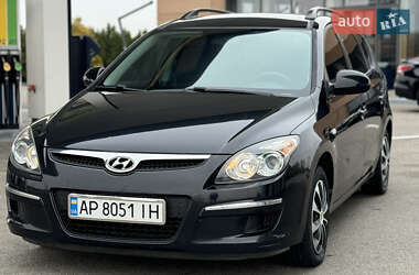 Універсал Hyundai i30 2009 в Дніпрі