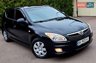 Хэтчбек Hyundai i30 2008 в Песочине