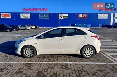 Хэтчбек Hyundai i30 2012 в Виннице