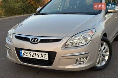 Универсал Hyundai i30 2008 в Кривом Роге