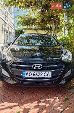 Універсал Hyundai i30 2015 в Ужгороді