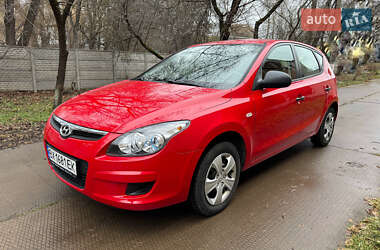 Хетчбек Hyundai i30 2010 в Хмельницькому