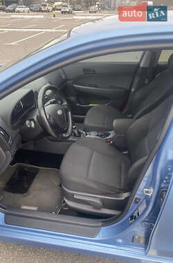 Хэтчбек Hyundai i30 2011 в Киеве