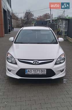 Хетчбек Hyundai i30 2011 в Береговому