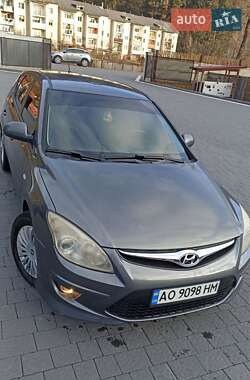 Хэтчбек Hyundai i30 2008 в Межгорье