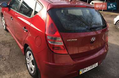 Хетчбек Hyundai i30 2011 в Одесі