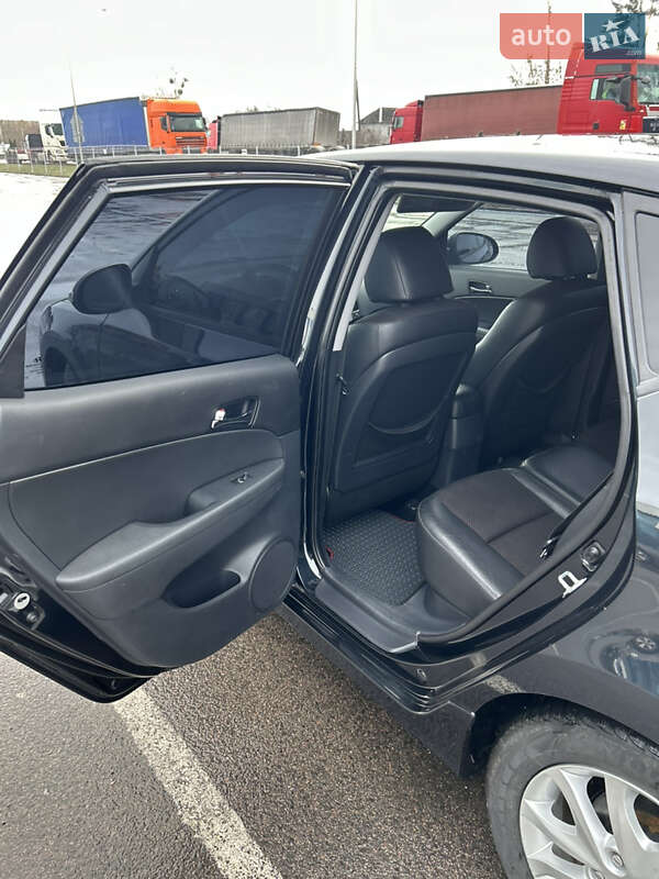 Хетчбек Hyundai i30 2011 в Ковелі