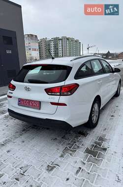 Універсал Hyundai i30 2018 в Калуші