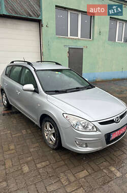 Універсал Hyundai i30 2009 в Сумах