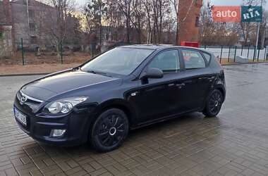 Хетчбек Hyundai i30 2009 в Житомирі