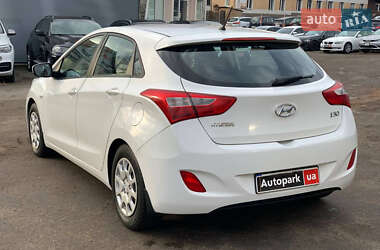 Хэтчбек Hyundai i30 2012 в Виннице