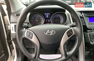 Хэтчбек Hyundai i30 2012 в Виннице