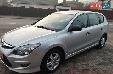 Универсал Hyundai i30 2011 в Черкассах