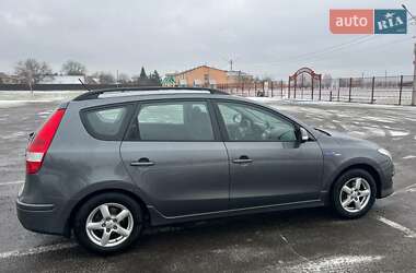 Універсал Hyundai i30 2010 в Луцьку