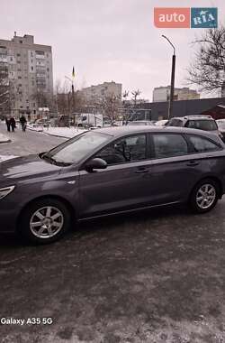 Универсал Hyundai i30 2019 в Казатине