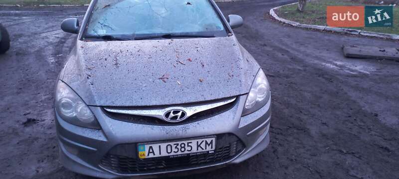 Хэтчбек Hyundai i30 2011 в Покровском