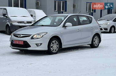 Хетчбек Hyundai i30 2012 в Рівному