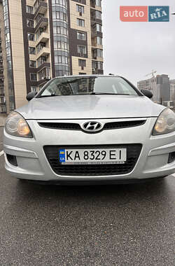 Універсал Hyundai i30 2009 в Києві