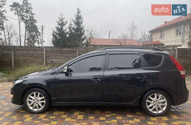 Универсал Hyundai i30 2010 в 