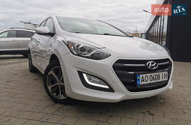 Універсал Hyundai i30 2016 в Ужгороді