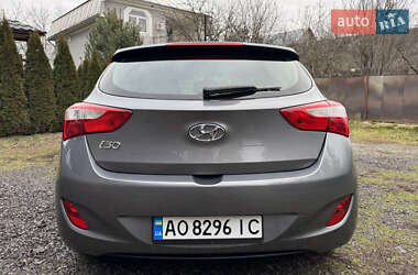 Хетчбек Hyundai i30 2013 в Ужгороді