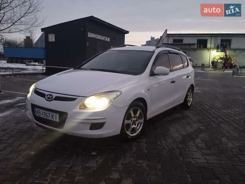 Универсал Hyundai i30 2010 в Виннице