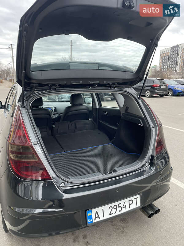 Хэтчбек Hyundai i30 2008 в Борисполе