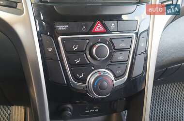 Универсал Hyundai i30 2012 в 