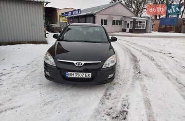 Хэтчбек Hyundai i30 2007 в Ахтырке