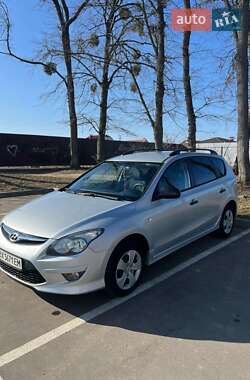 Универсал Hyundai i30 2011 в Виннице