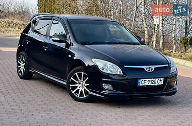 Хетчбек Hyundai i30 2008 в Чернівцях