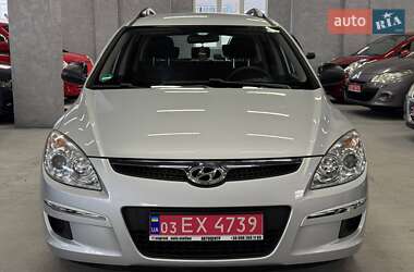 Универсал Hyundai i30 2009 в Каменском