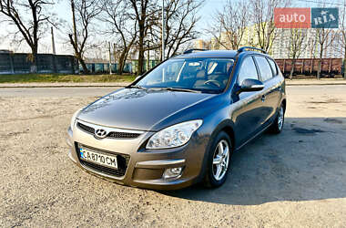 Универсал Hyundai i30 2008 в Киеве