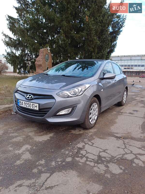 Хэтчбек Hyundai i30 2014 в Кропивницком