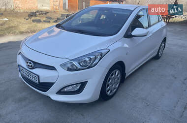 Хэтчбек Hyundai i30 2013 в 