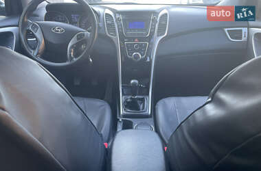 Хэтчбек Hyundai i30 2013 в 