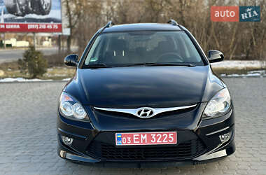 Універсал Hyundai i30 2012 в Тернополі