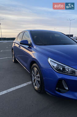 Хетчбек Hyundai i30 2019 в 
