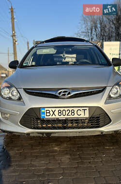 Универсал Hyundai i30 2011 в Хмельницком